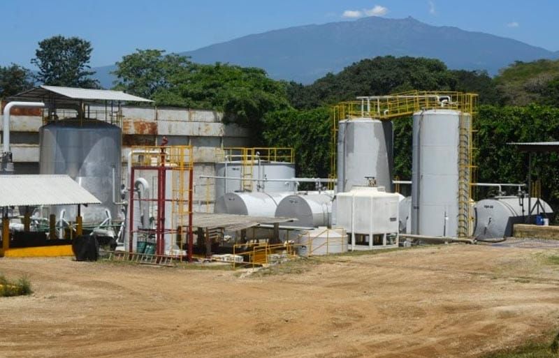 ¡NO ES MINI-REFINERÍA! CLANDESTINA! - GABINETE DE SEGURIDAD