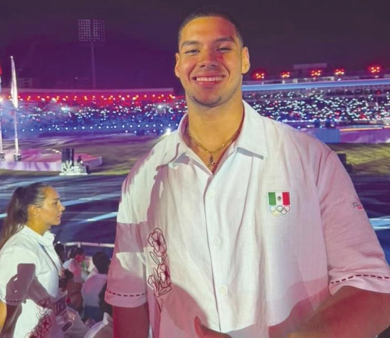 ¡BRILLANTE DEBUT DEL VERACRUZANO ALEJANDRO “BALLENITA” MUÑOZ!