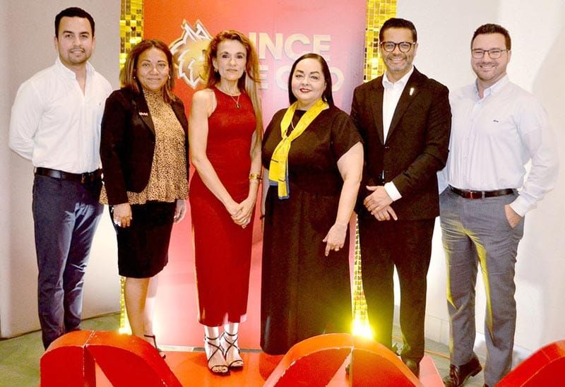 SUSANA LARA RECIBE EL RECONOCIMIENTO "LINCE DE ORO"