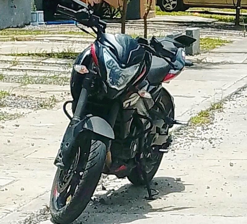 ¡DESPUÉS DE 15 DÌAS REPORTAN MOTOCICLETA ABANDONADA EN LAGOS DE PUENTE MORENO!
