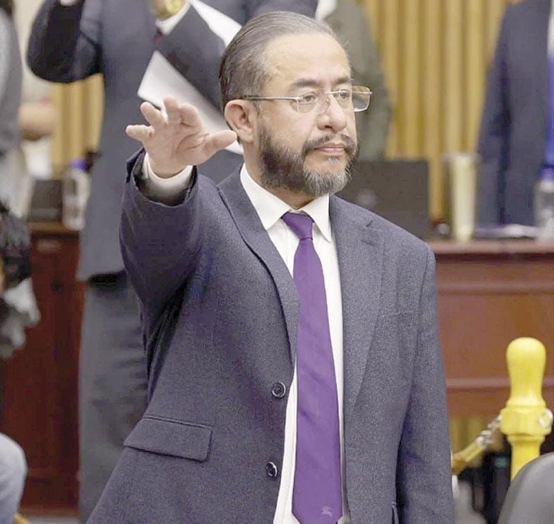 ¡SECCIÓN ENCARGADA DEL DESAFUERO DE ‘ALITO’ SE QUEDA SIN CABEZA!