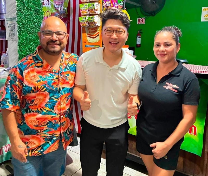¡EL COREANO VLOGS SE FUE A LOMAS 4! - *Fue a comer esquites