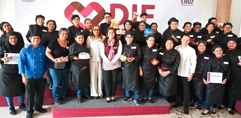 ¡LE DAN CLASES EN EL DIF DE VERACRUZ!