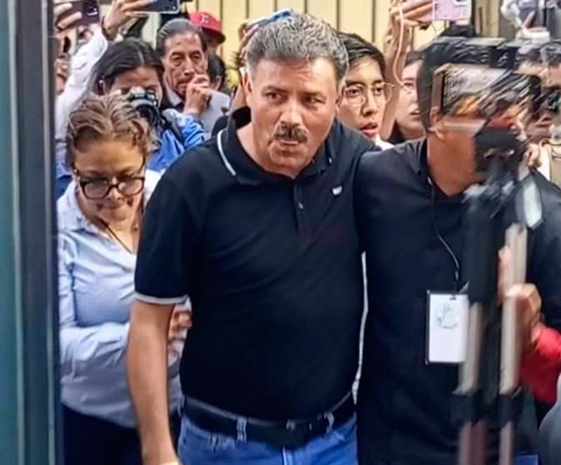 ¡NO TOCAN NI BARANDA! - Y LOS DESAFORAN