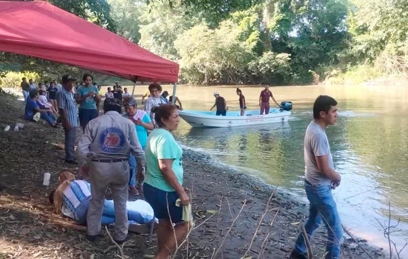 ¡TÍO Y SOBRINO MURIERON AHOGADOS EN EL RÍO COTAXTLA!