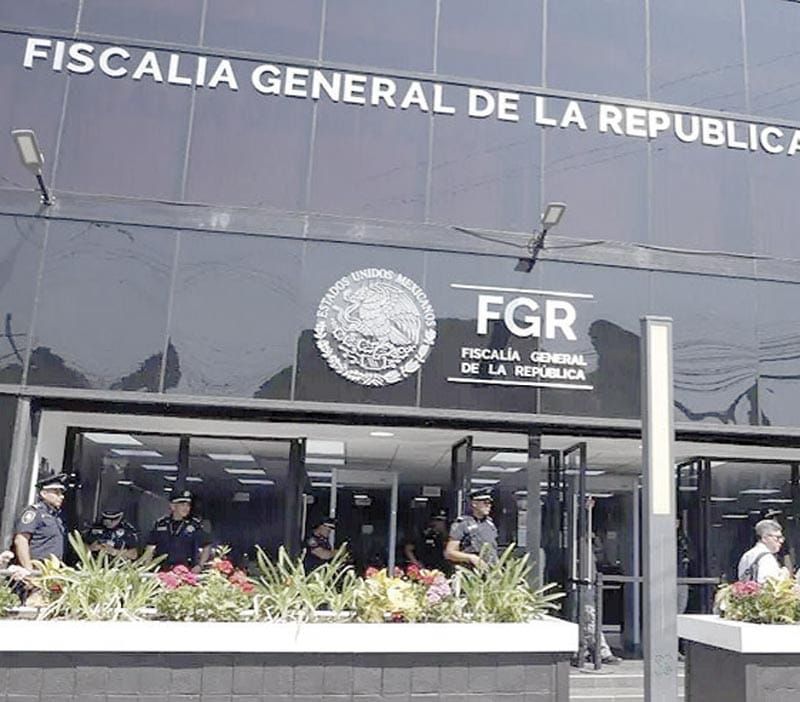 ¡RASTREA SEGURIDAD, FGR Y UIF A ASPIRANTES!
