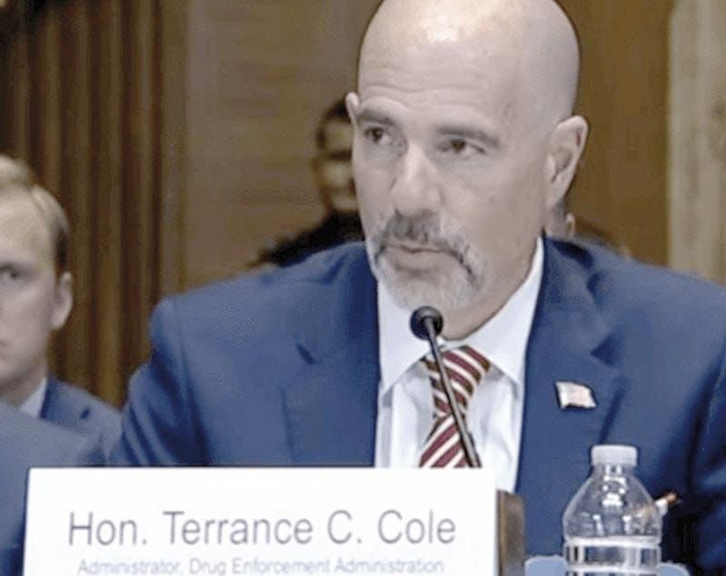 ¡ACUSA DEA A FUNCIONARIOS MEXICANOS DE TRABAJAR CON LOS CÁRTELES!