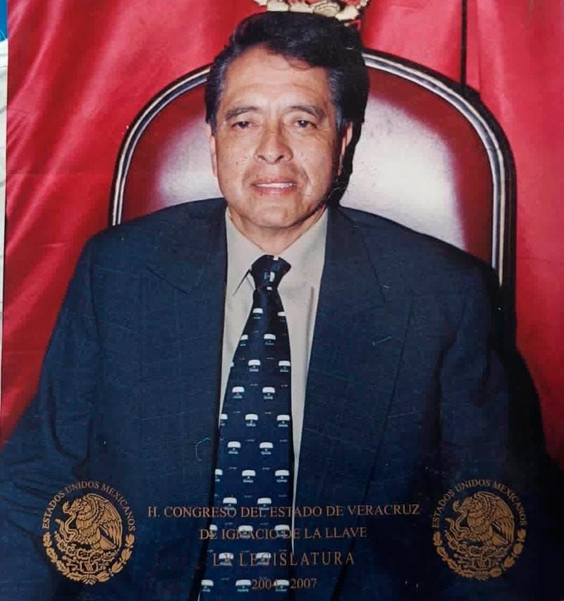 ¡CUI LO DESPIDE! - CON UNA CARTA