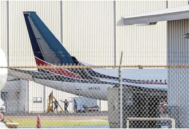 ¡SEGURIDAD NACIONAL PAGÓ 464 MILLONES DE DÓLARES POR AVIONES. LUEGO LOS DEJÓ EN TIERRA!
