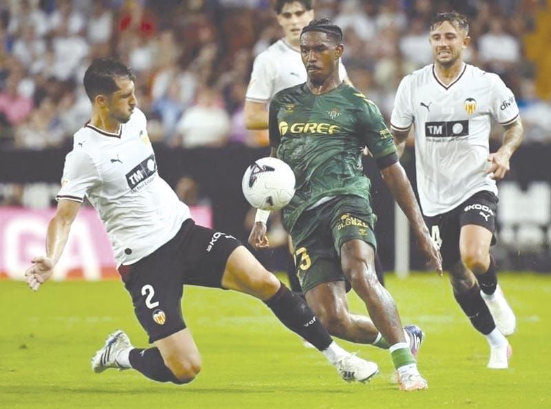 ¡GANA BETIS 1-0 AL VALENCIA SIN FIDALGO!