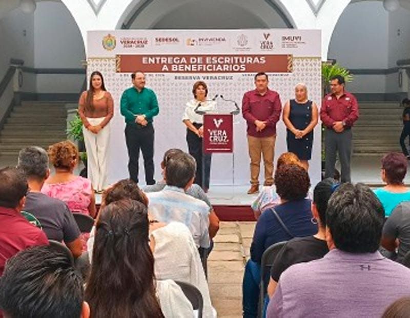 ¡LOS PONDRÁN DERECHOS! - A 40 PREDIOS