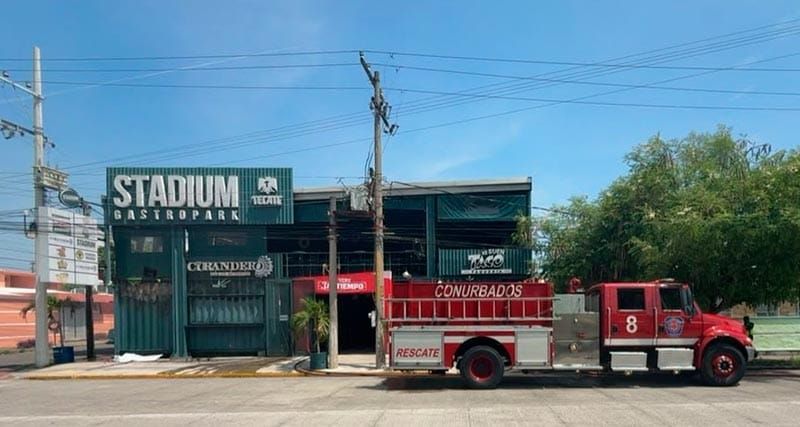 ¡SE INCENDIARON TRES NEGOCIOS DE GASTROPARK PLAZA STADIUM!