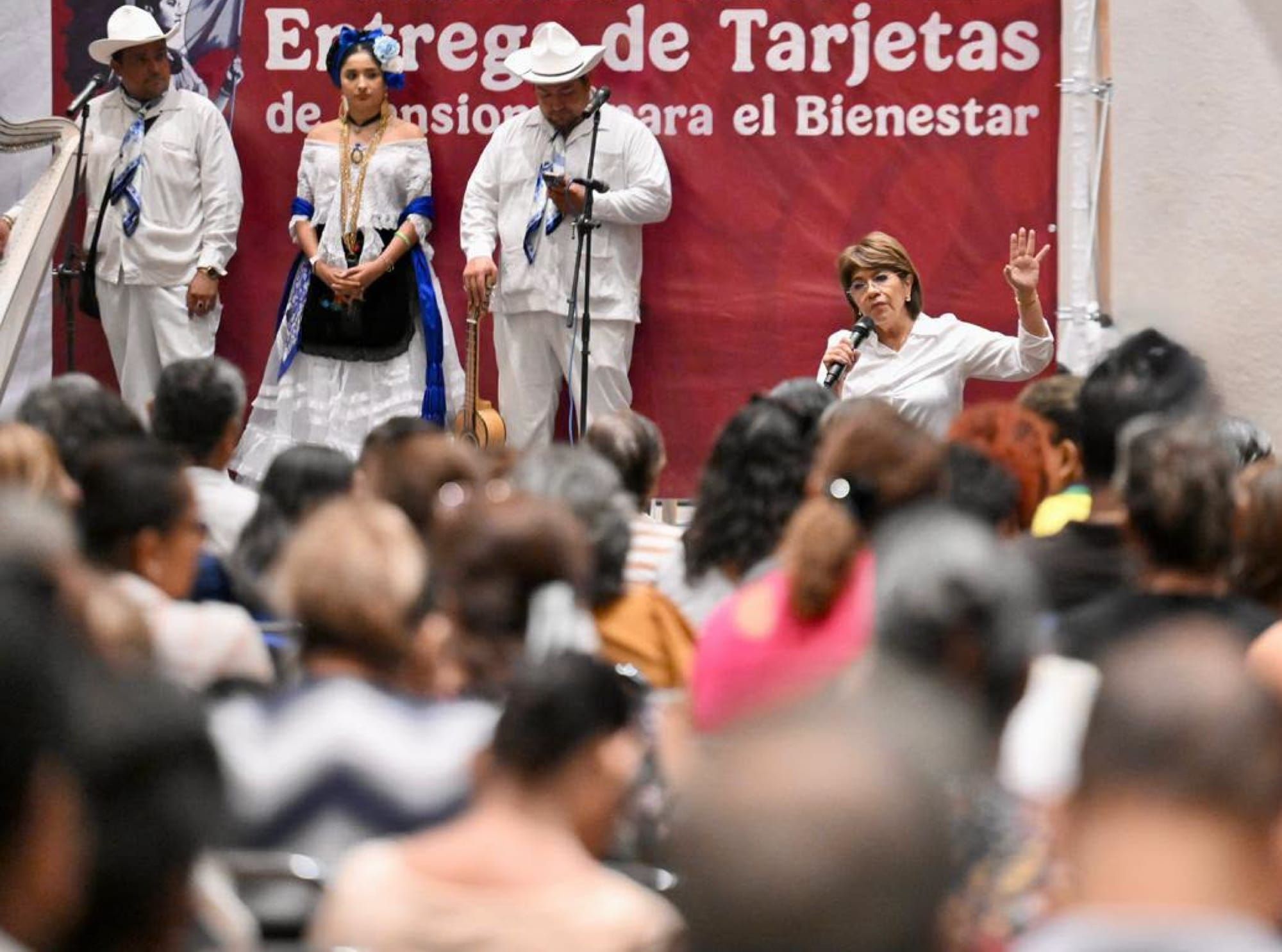 ¡Y ENTREGAN LAS DEL BIENESTAR!