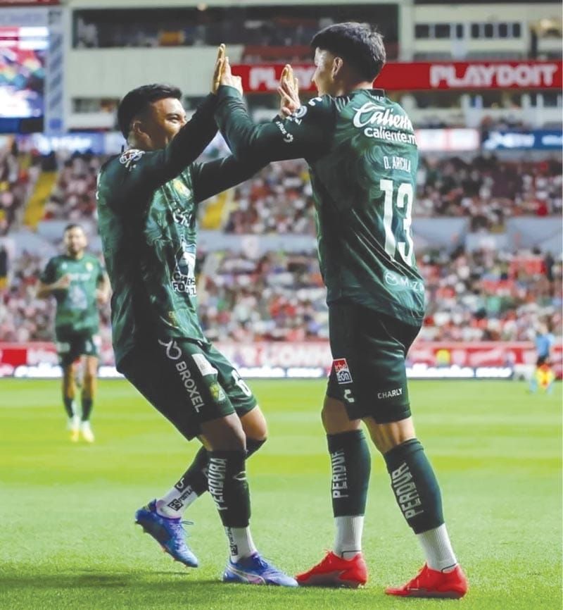 ¡SACA LEÓN LOS TRES PUNTOS EN VISITA AL NECAXA, 2-1!