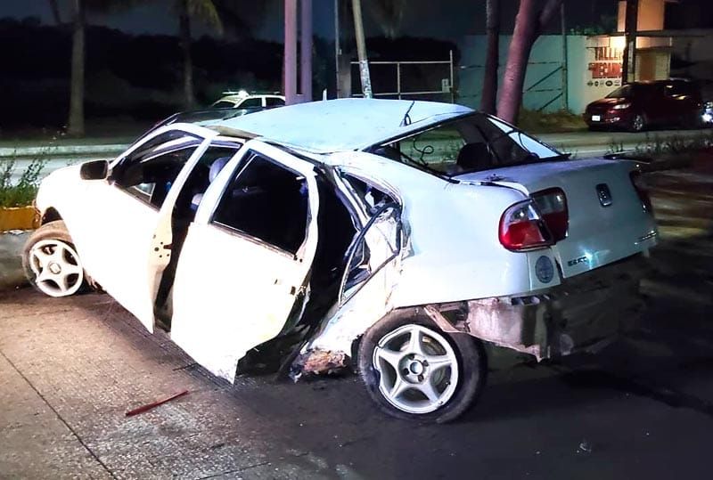 ¡CONDUCTOR DE AUTO VOLVIÓ A NACER!