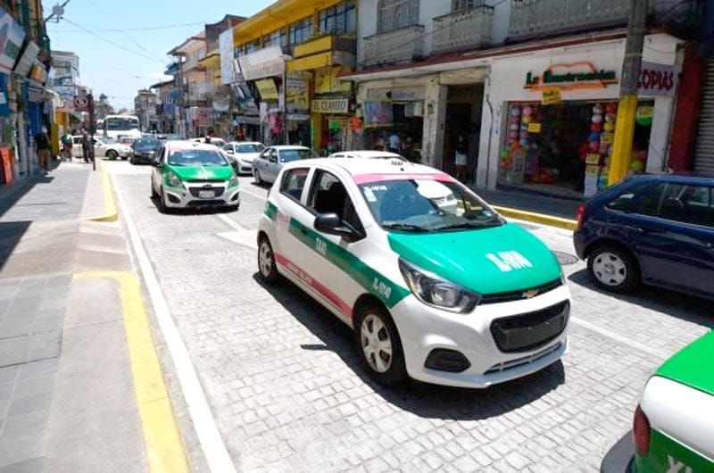 ¡PONEN OJOS A TAXIS! - POR VIVILLOS