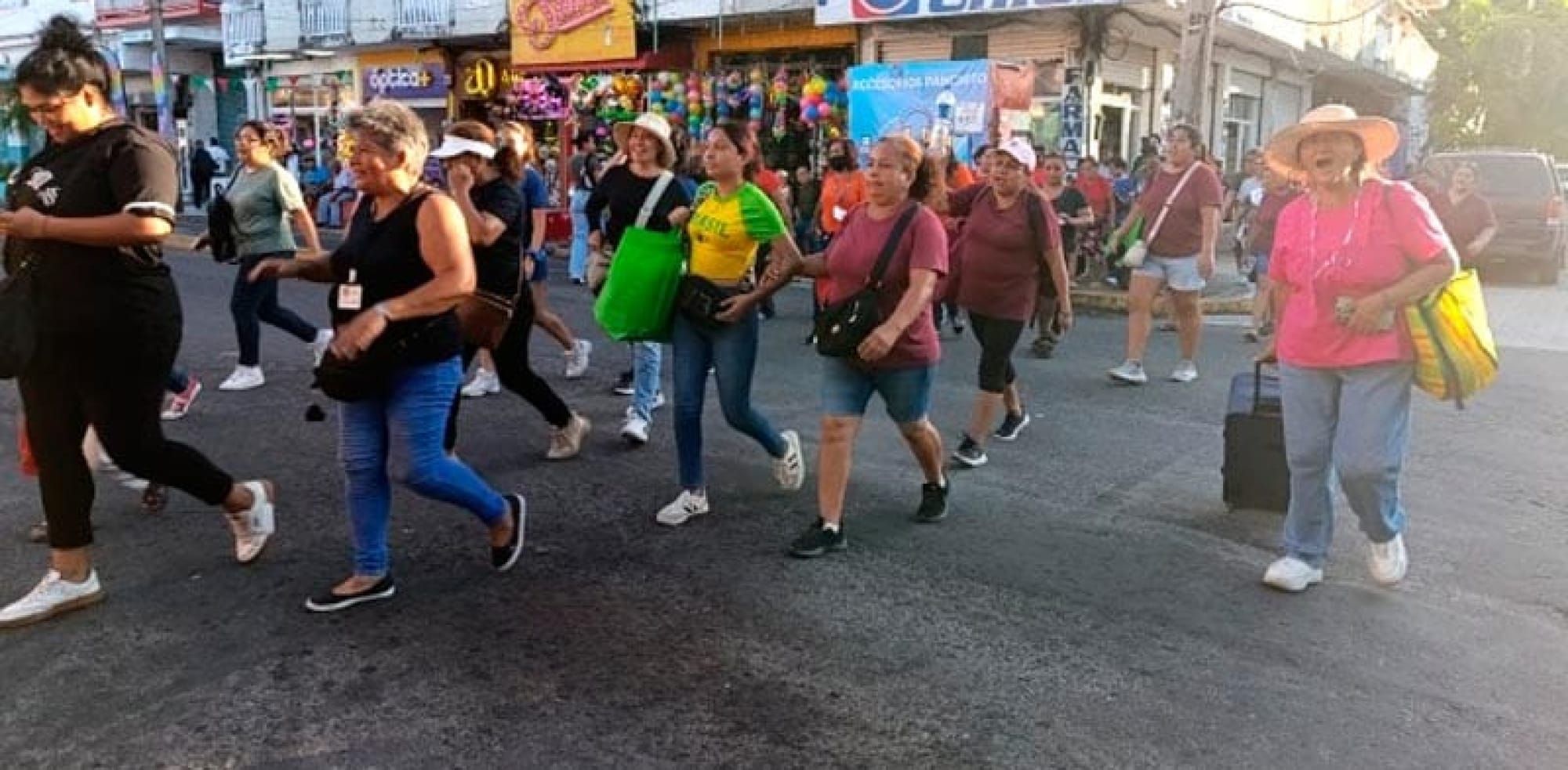 ¡LAS “NENIS“ AL CIRIACO VÁZQUEZ!