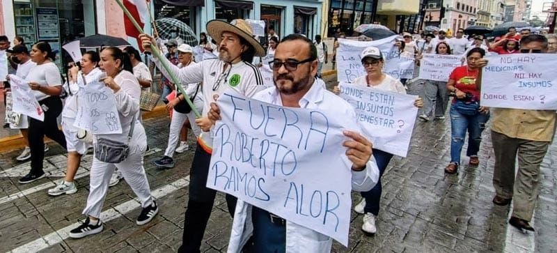 ¡NO LO QUIEREN! - AL GRITO DE “FUERA ALOR”...