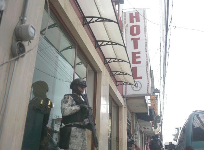 ¡OPERATIVO DE LA FGE Y GUARDIA NACIONAL EN EL HOTEL GRECO DE XALAPA!