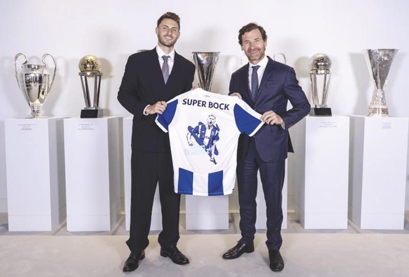 ¡DRAGONES PRESENTAN A SANTIAGO GIMÉNEZ!