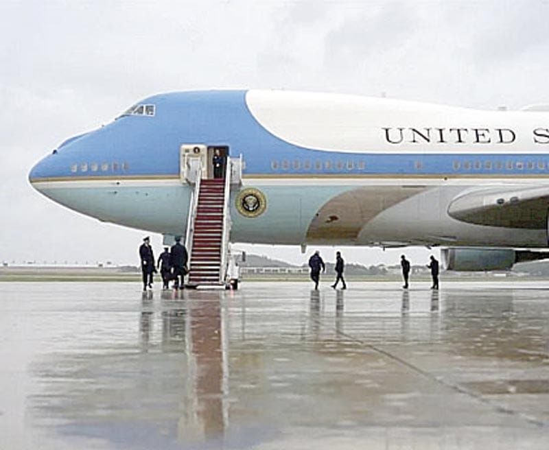 ¡EXCLUYEN A CNN DE VIAJE DE TRUMP EN EL AIR FORCE ONE!