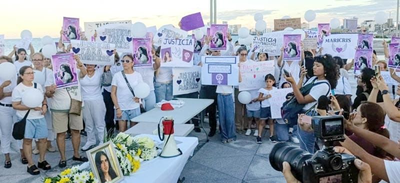 ¡EXIGEN JUSTICIA! - FAMILIARES, AMIGOS Y COLECTIVOS