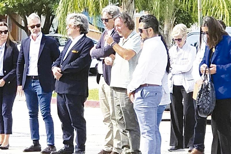 ¡HOMENAJE A LA ESTUDIANTE ESPAÑOLA!