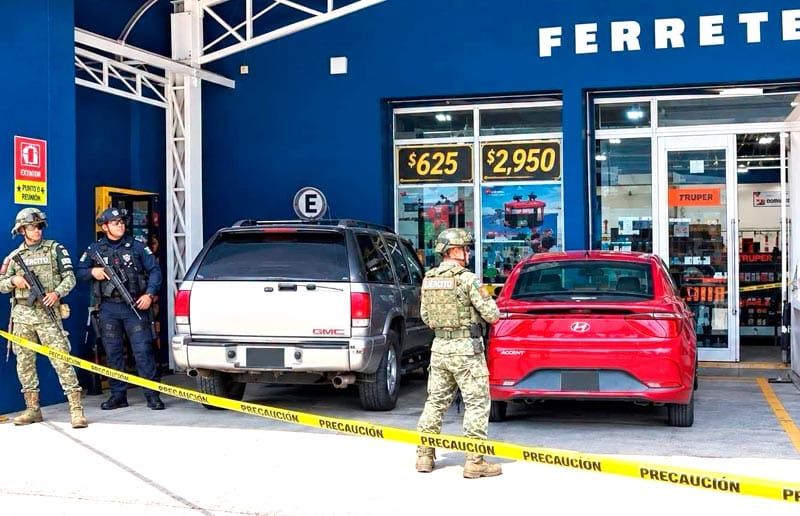 ¡ASALTANTES BALEAN A VETERINARIO Y LO DESPOJAN DE 100 MIL PESOS!