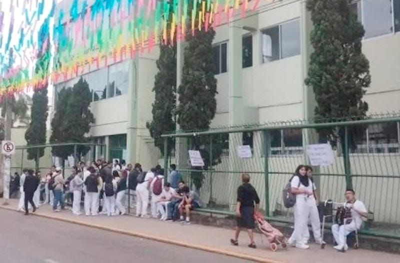 ¡TOMAN LA FACULTAD DE MEDICINA! - DE LA UV