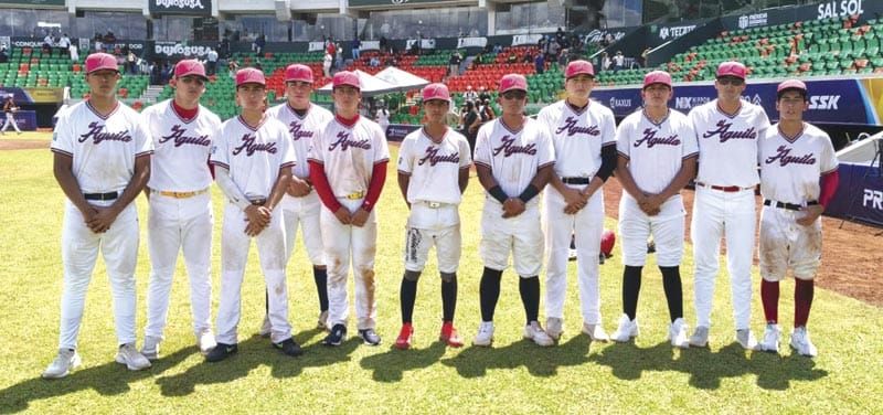 ¡BRILLAN PROSPECTOS DE EL ÁGUILA EN SHOWCASE!
