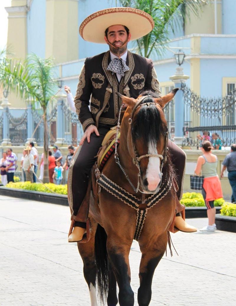 ¡DAN DE ALTA A RAFA MANSUR!