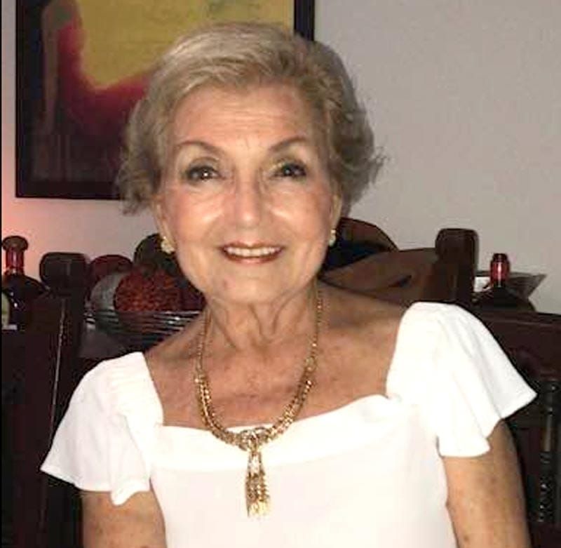 ¡MUERE LA ARQUITECTA NIEVES!