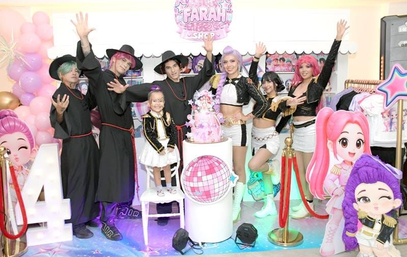 FARAH CELEBRA SUS 4 AÑITOS AL ESTILO K-POP