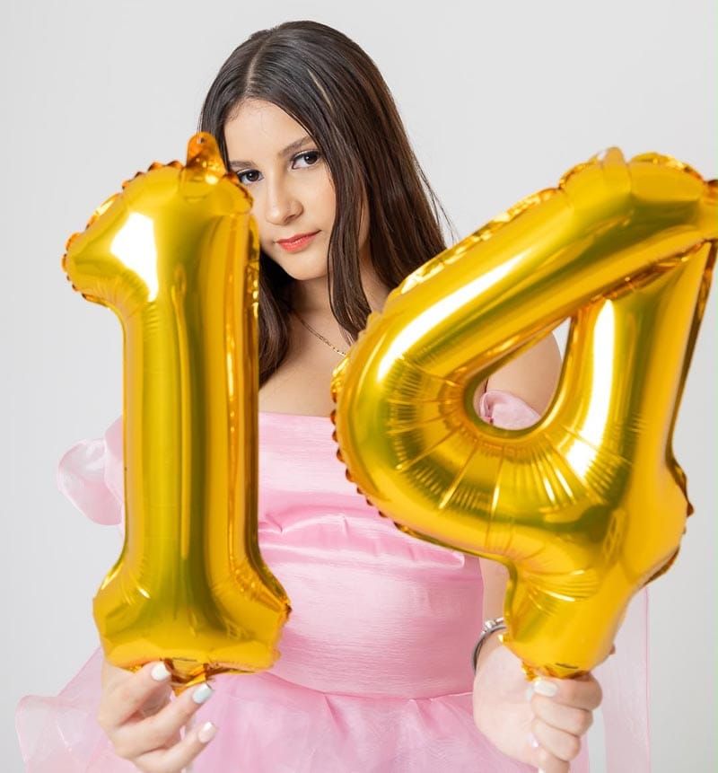 TRIANA ROBERTA CELEBRÓ SUS 14 AÑOS