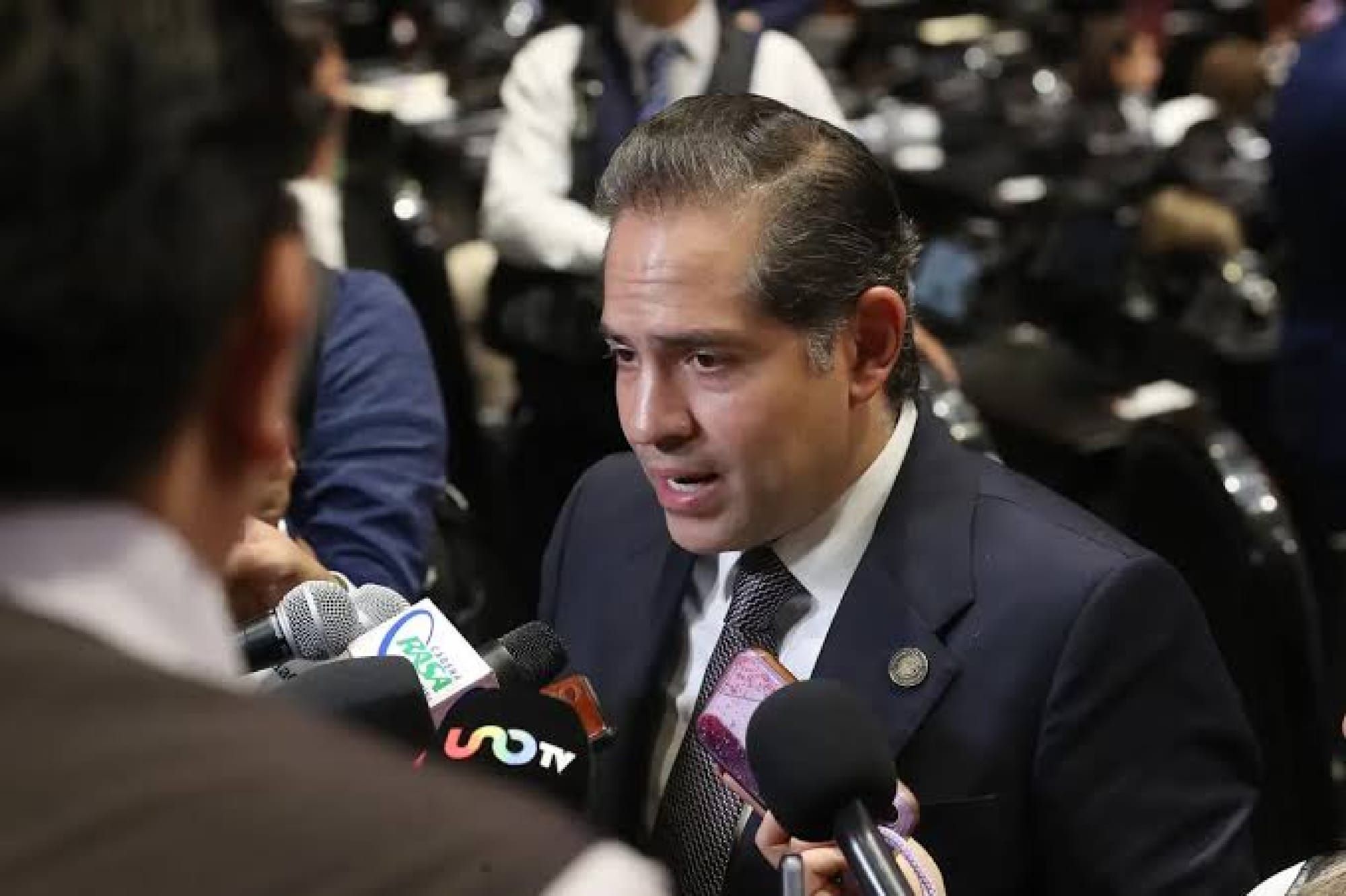 ¡APLAZAN LA DISCUSIÓN DE “LEY ANTIMEMES” EN LA CÁMARA DE DIPUTADOS!