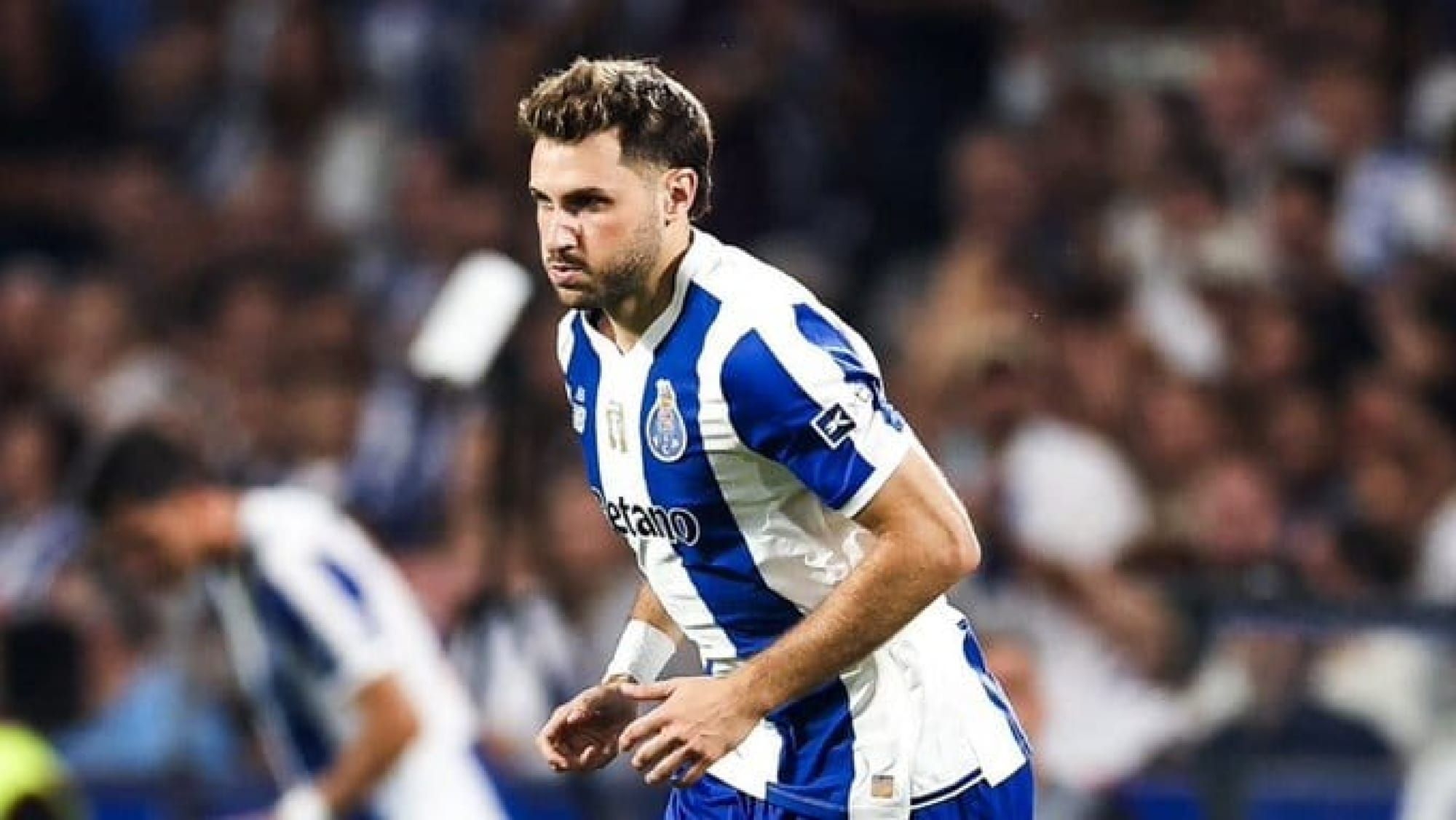 ¡AGRADECE SANTI GIMÉNEZ APOYO DE LA AFICIÓN DEL PORTO EN SU DEBUT!