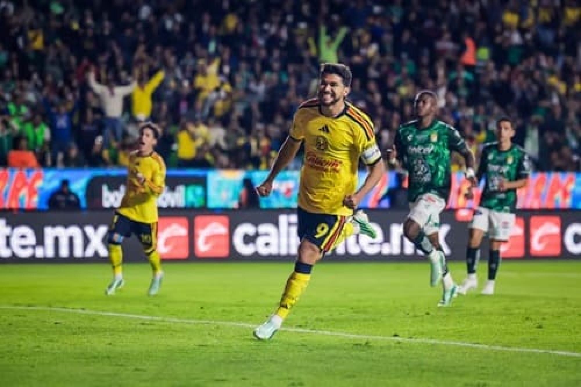 ¡AMÉRICA SE AFIRMA EN LA CIMA DE LA LIGA MX!