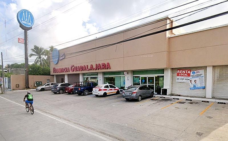 ¡ASALTAN FARMACIA GUADALAJARA EN LA RESERVA 2!