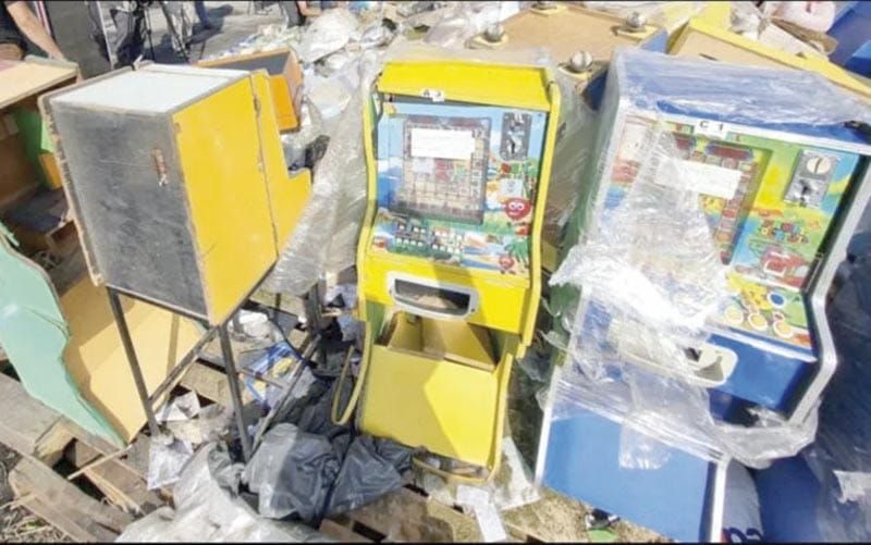 ¡DECOMISAN MÁQUINAS TRAGAMONEDAS EN LA ZONA CENTRO DE LA CDMX!