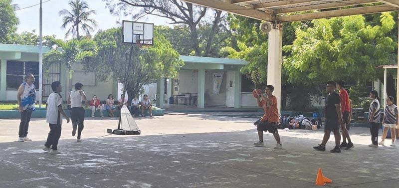 ¡ACADEMIA DE BÁSQUETBOL GRATUITA!