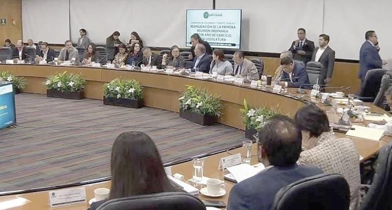 ¡APRUEBAN DIPUTADOS 'CASCADA' DE AUMENTOS! - DE MORENA Y ALIADOS...