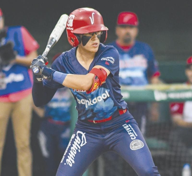 ¡DIANA VIZCARRA SE MANTIENE EN EL ÁGUILA FEMENIL DE SOFTBOL! - *Tercera base de gran calidad, va por su cuarta temporada a sus 22 años de edad