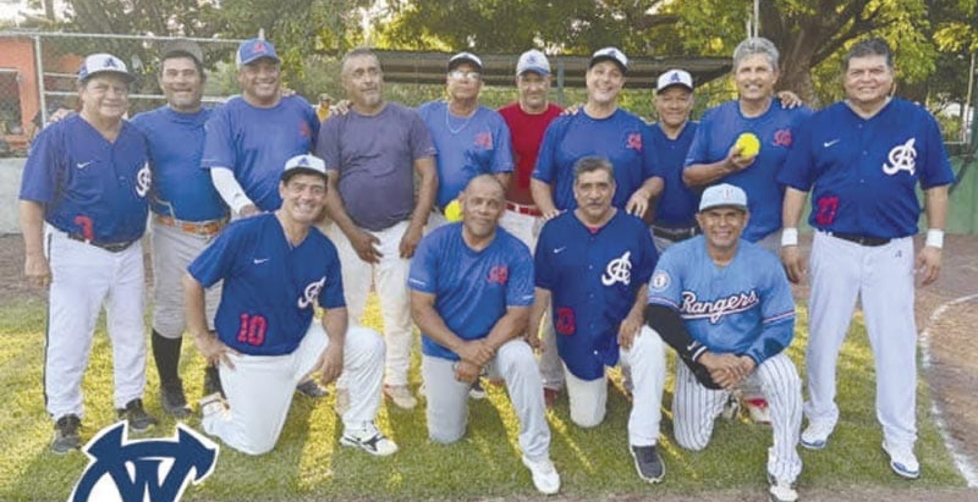 ¡LOS COMPADRES & AMIGOS SE ALISTAN PARA UNA NUEVA BATALLA!