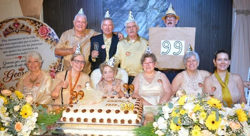 GEORGINA FESTEJA 99 AÑOS DE VIDA