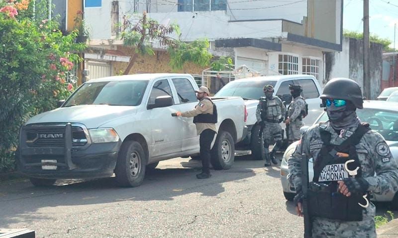 ¡OPERATIVO DE CATEO EN VIVIENDA EN COLONIA ADOLFO RUIZ CORTINES!