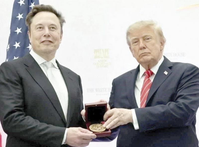 ¡PREMIA TRUMP A MUSK Y LO CALIFICA COMO UN 'TESORO NACIONAL'!