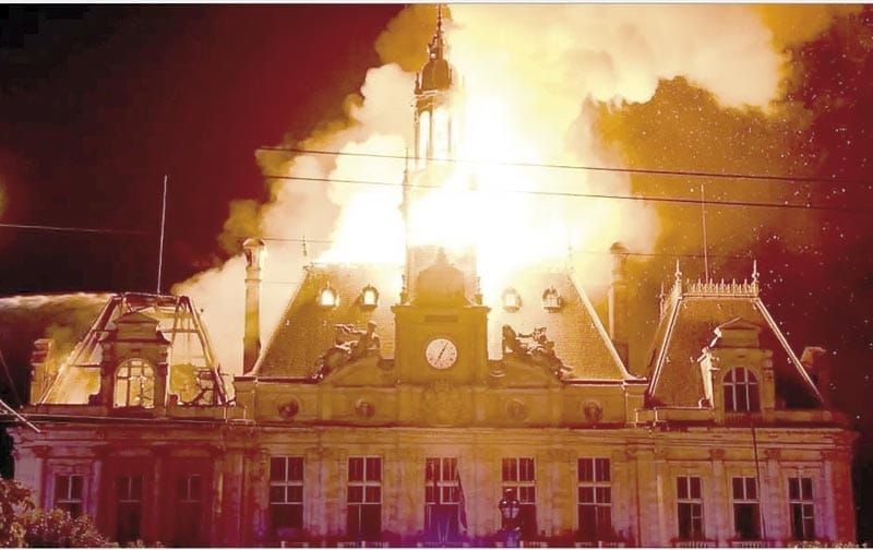 ¡DESTRUYEN HISTÓRICO MONUMENTO DE LIMOGES, EN FRANCIA!