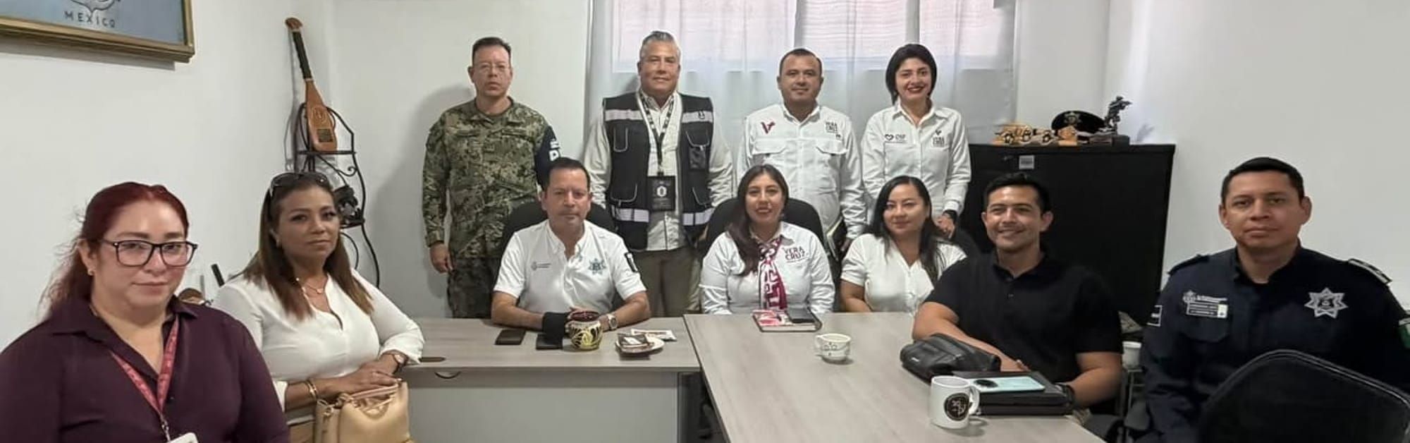¡ASALTAN A MUJER A PUNTA DE PISTOLA EN TEJERÍA!