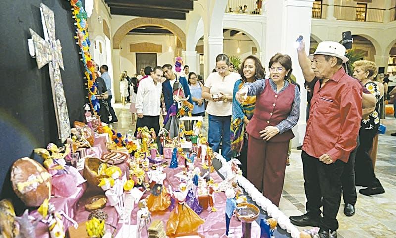 ¡PUROS ARTISTAS!