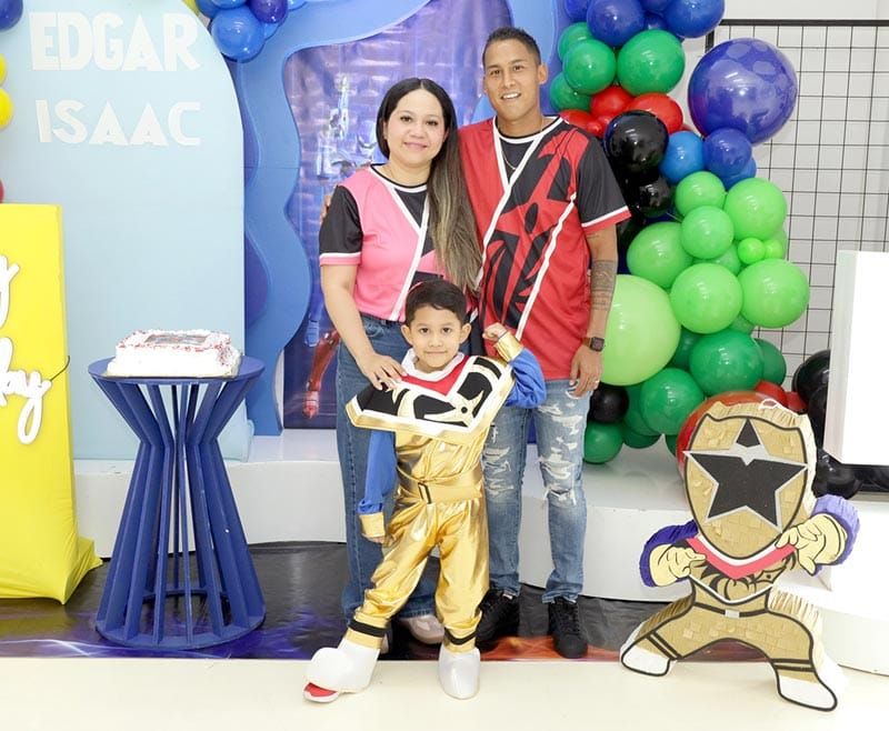 EDGAR ISAAC CELEBRA SUS 5 AÑOS
